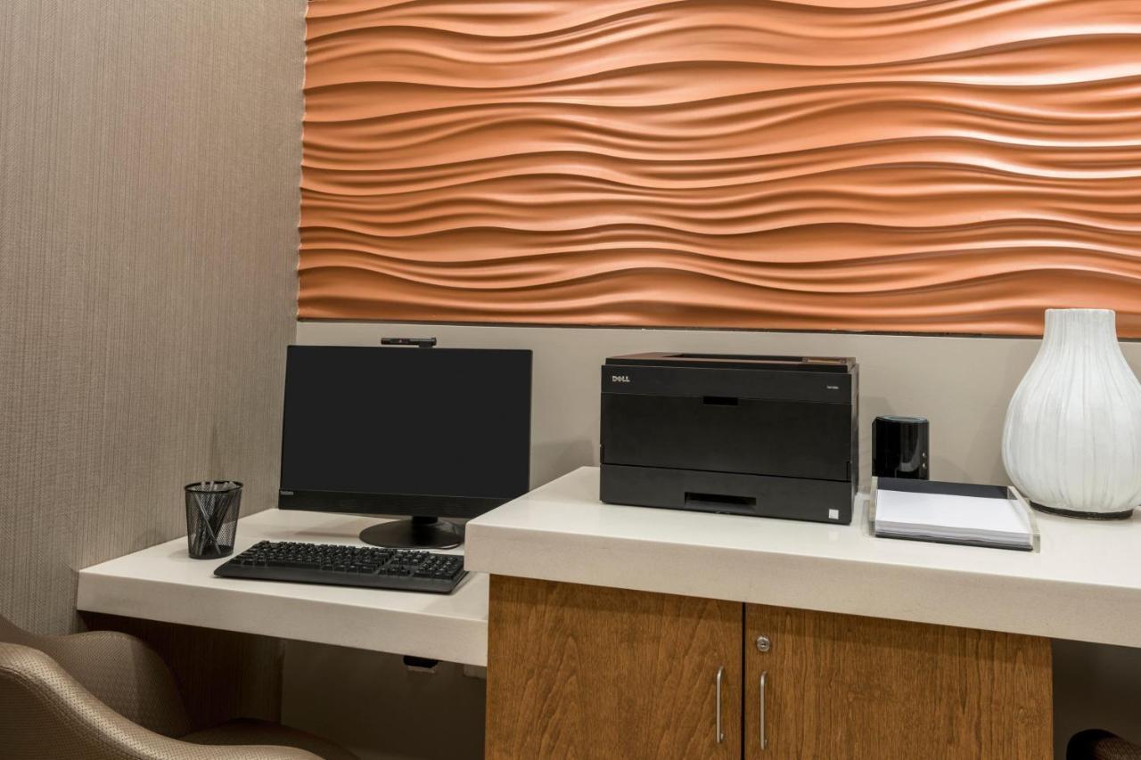 Springhill Suites By Marriott Lafayette South At River Ranch Экстерьер фото